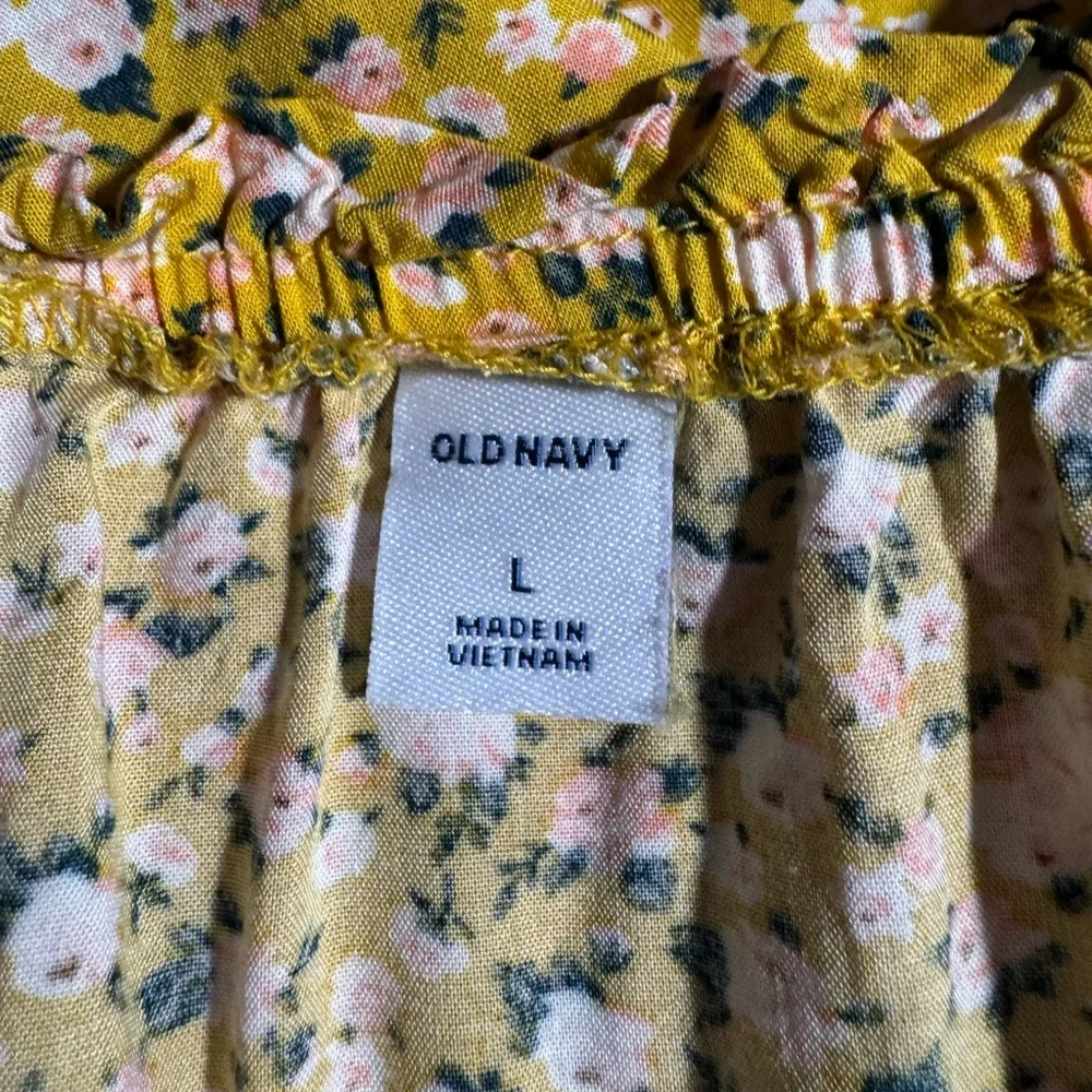 Old Navy Yellow Floral Cottagecore Peasant Blouse Tie Neck Rayon Top L